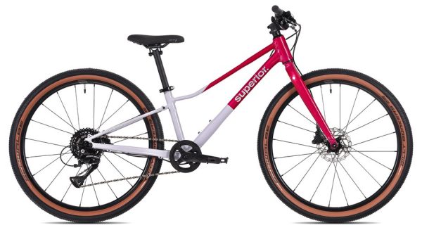 8592842217972 SUPERIOR F.L.Y. 24 - 24 pulgadas - Diamante - 2026
